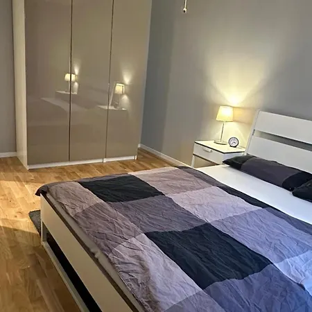 Traumhafte Wohnung Mitten In Charlottenburg Berlin Exterior photo