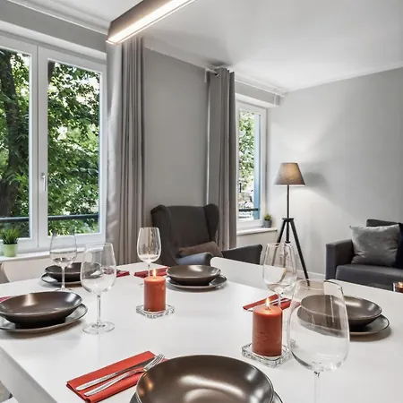 Traumhafte Wohnung Mitten In Charlottenburg Berlin Exterior photo